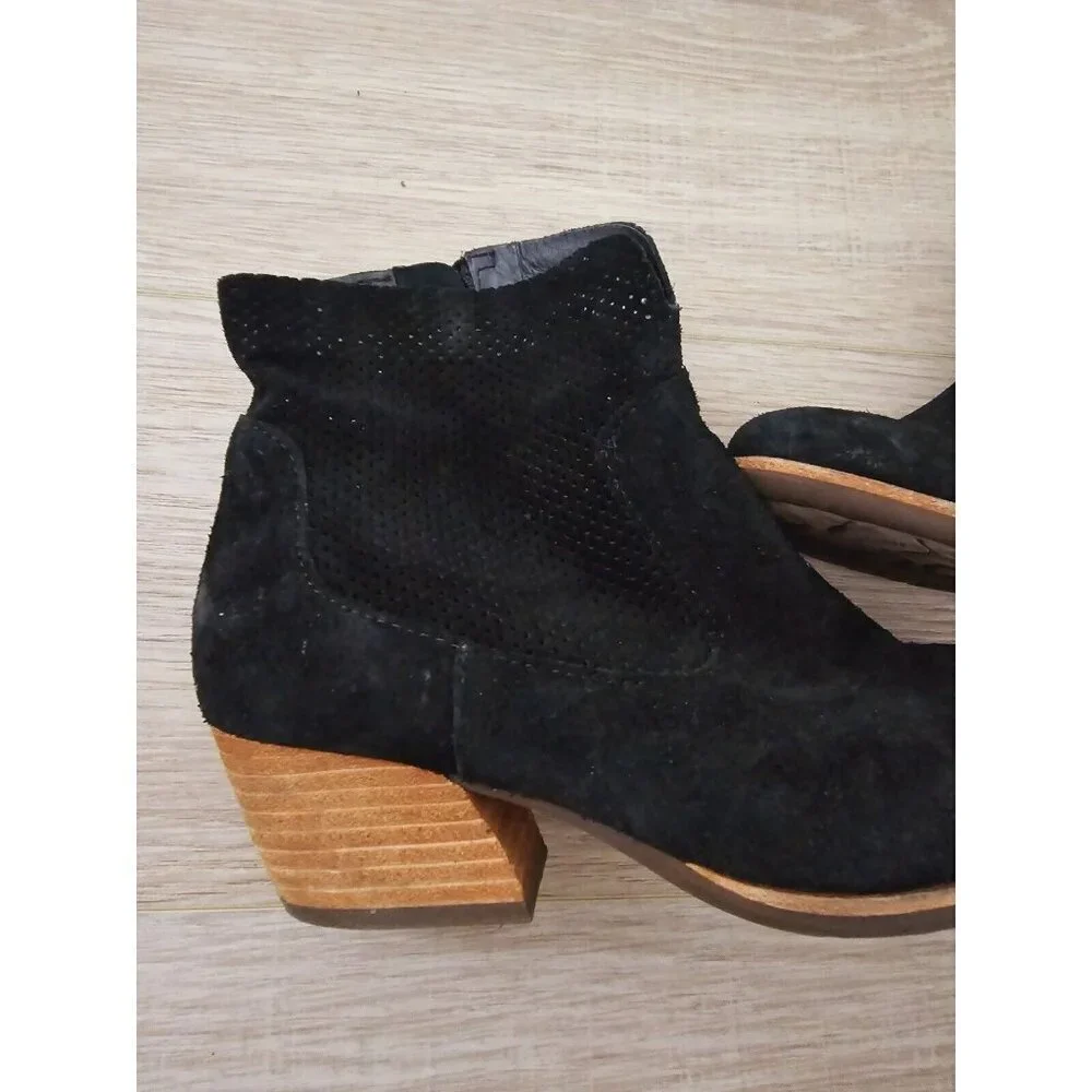 Kork Ease Sherrill Black Suede Leather Western Zipper Heel Bootie Boots Shoes 7